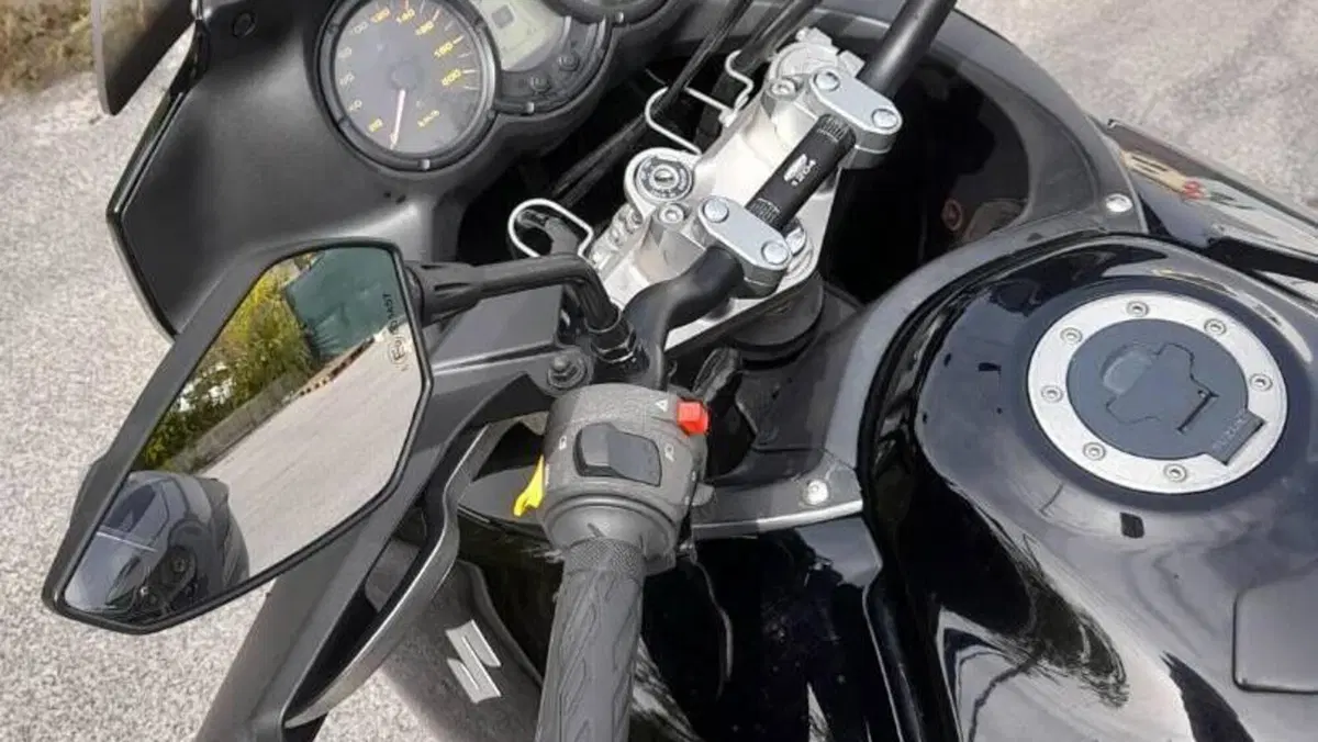 Suzuki V-Strom 650 (2008 - 11)  (7)