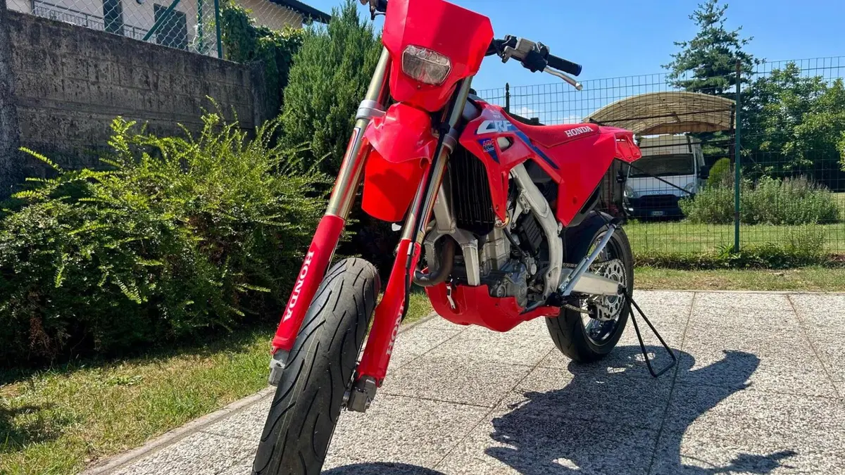 Honda CRF 450R (2024) 