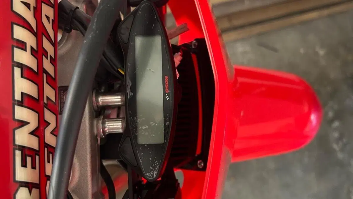 Honda CRF 450R (2024)  (8)