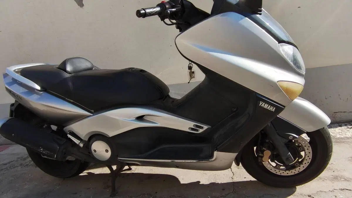 Yamaha T-Max 500 (2004 - 07)  (2)