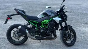 Kawasaki Z 900 A2 (2025 - 26)  (3)
