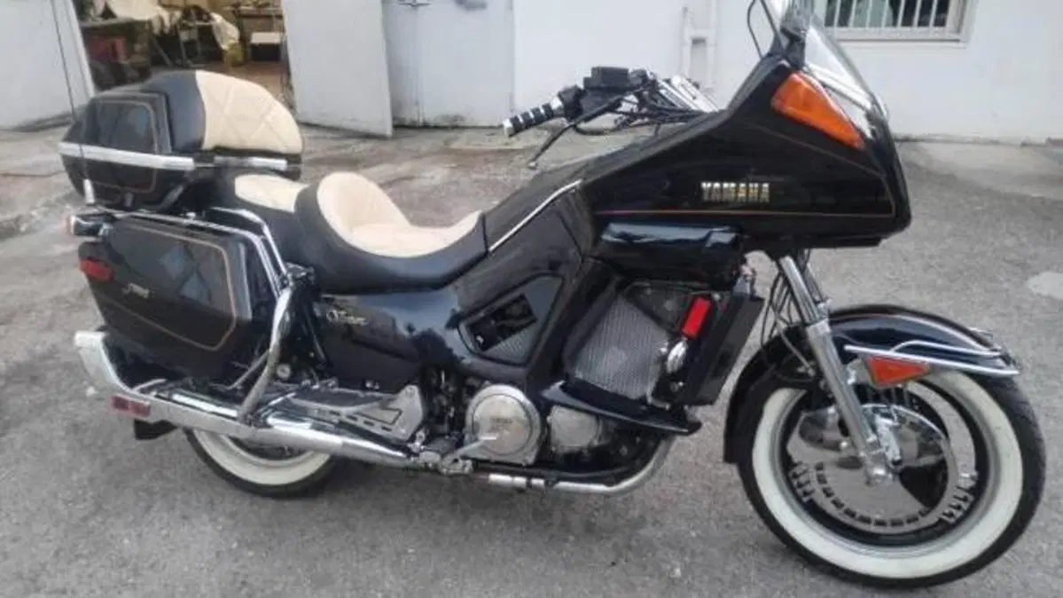 Yamaha   (3)