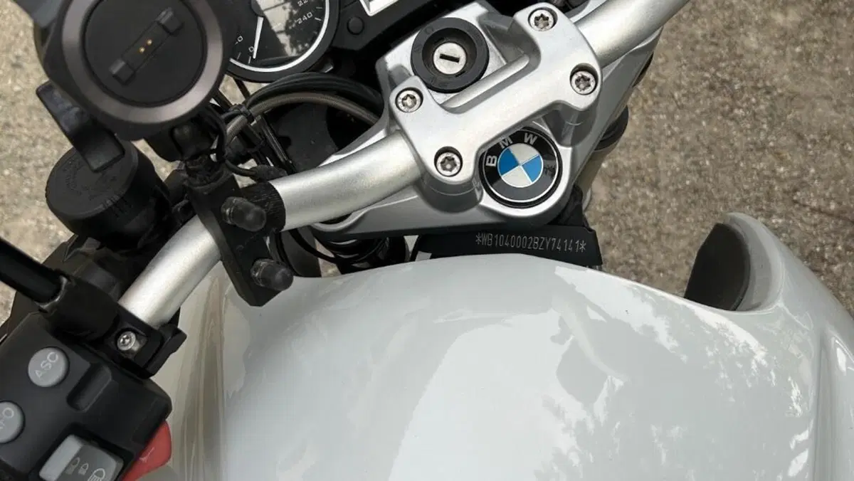 Bmw R 1200 R (2011 - 14)  (9)