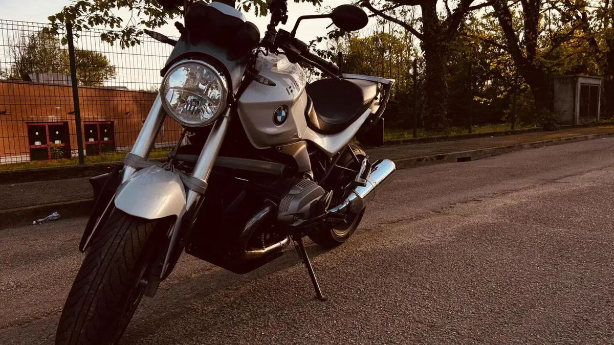 Bmw R 1200 R (2011 - 14)  (2)
