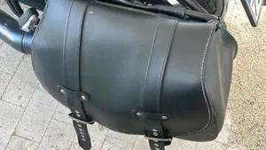 Moto Guzzi V7 850 Stone Special Abs (2021)  (8)