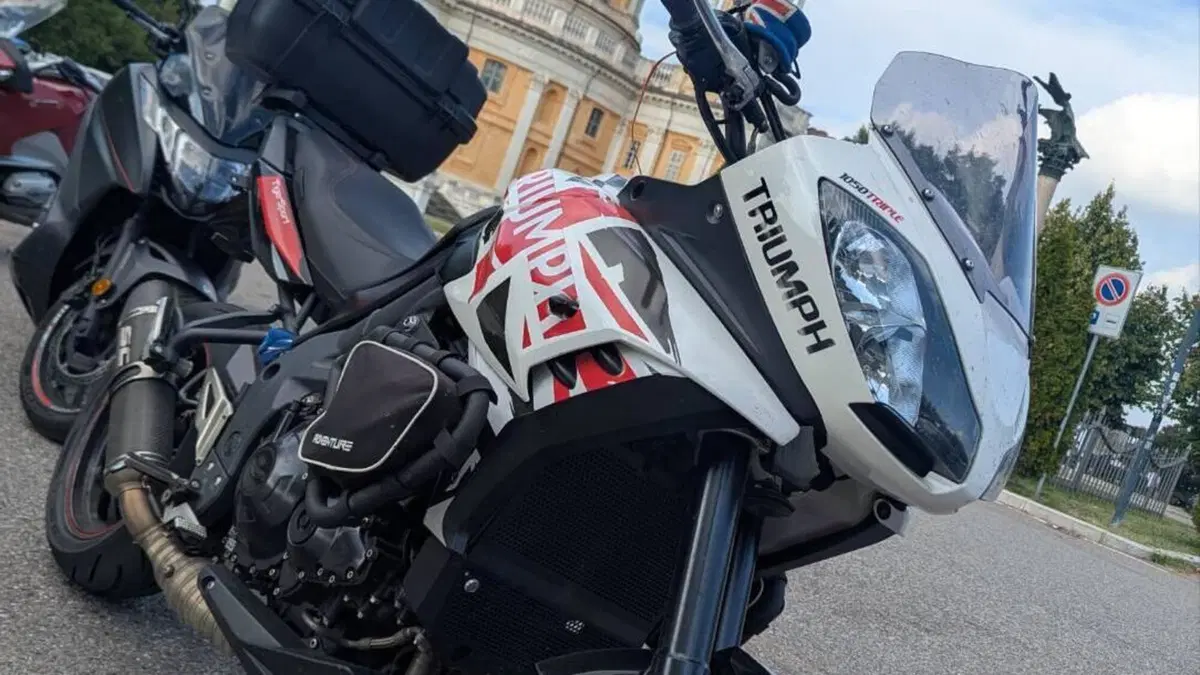 Triumph Tiger 1050 Sport ABS (2013 - 15)  (3)