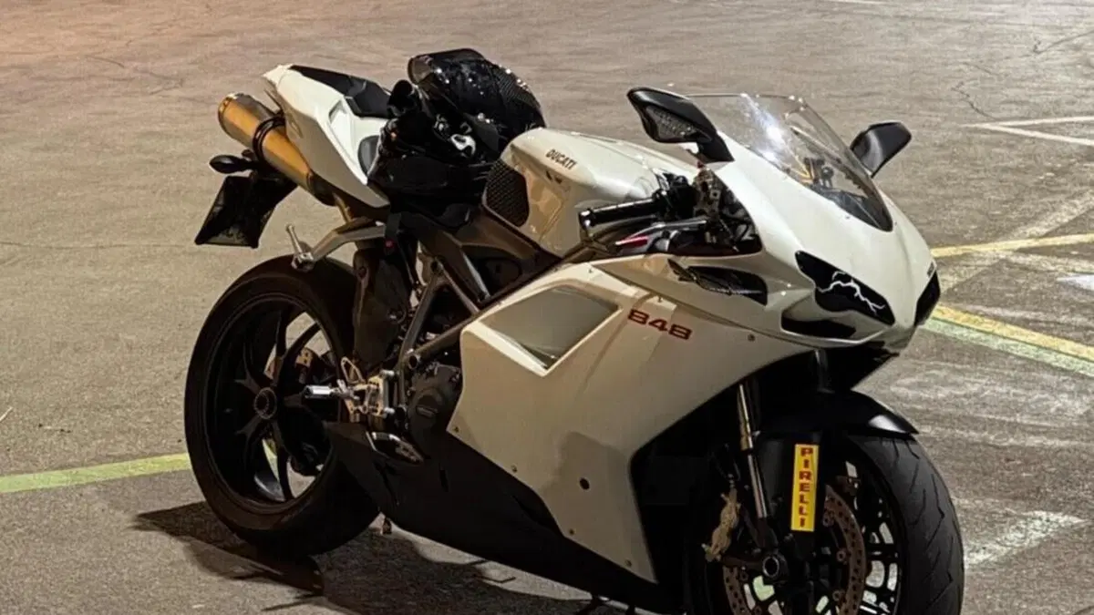Ducati 848 (2007 - 13)  (3)