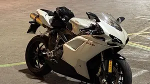Ducati 848 (2007 - 13)  (3)