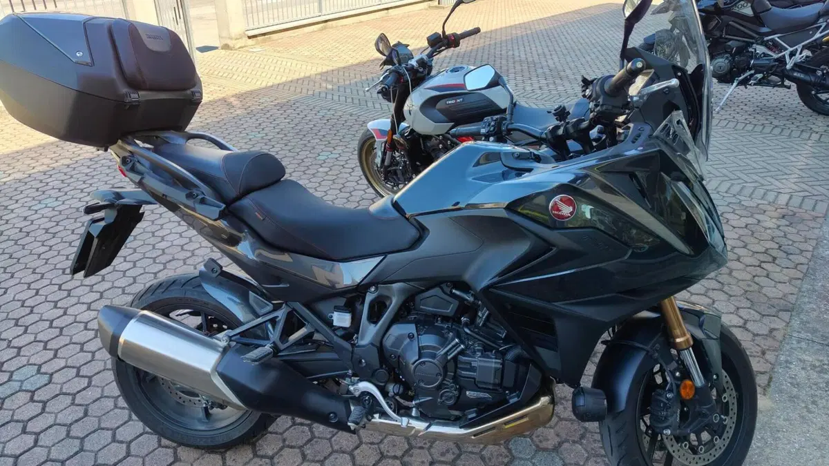 Honda NT 1100 DCT Electronic Suspension (2025 - 26)  (2)