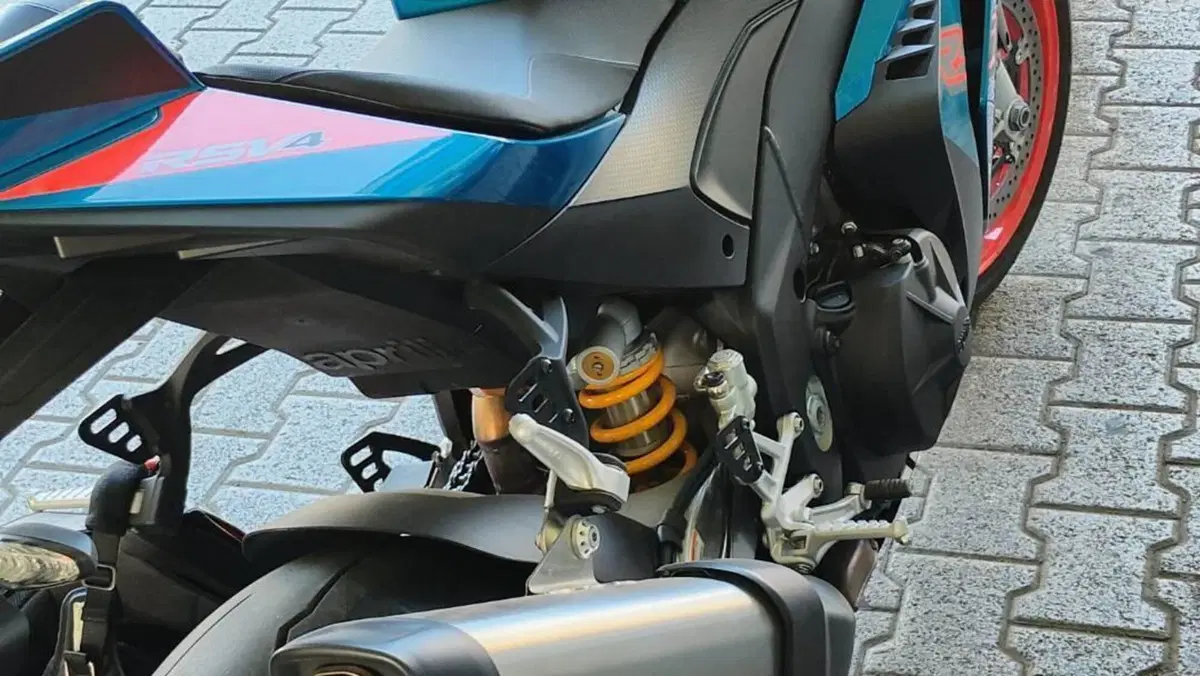 Aprilia RSV4 1100 (2025 - 26)  (8)