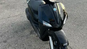 Piaggio Liberty S 50 4T (2020)  (3)