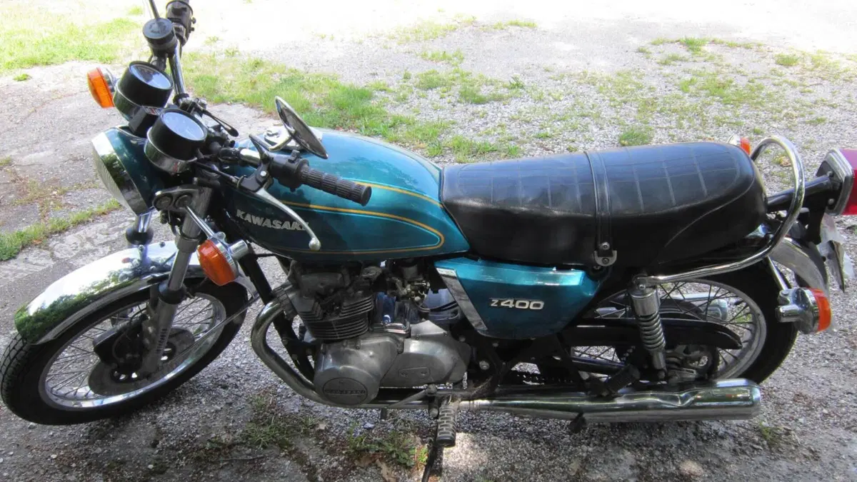 Kawasaki   (3)