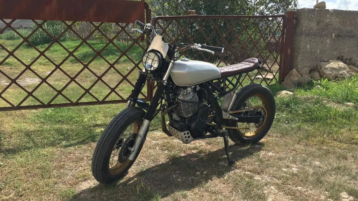Honda NX 650 Dominator (1991 - 95)  (6)