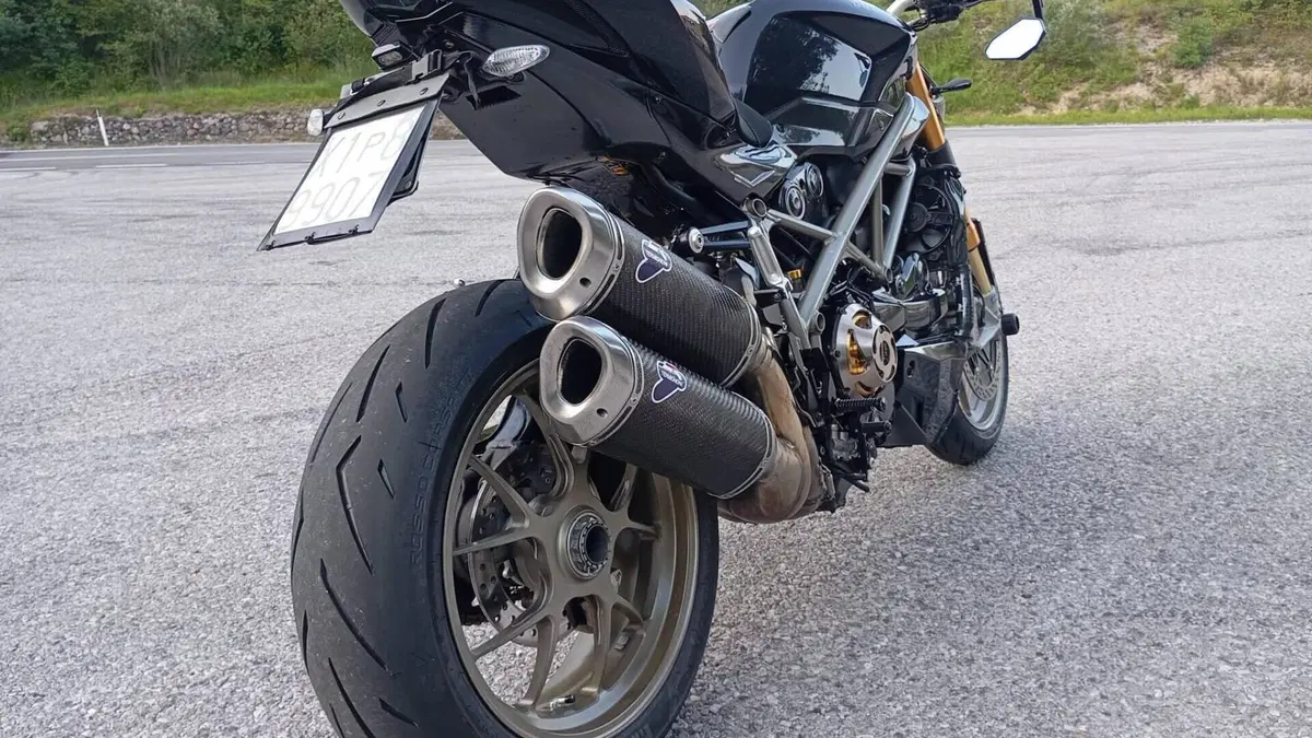 Ducati Streetfighter S (2009 - 14)  (6)