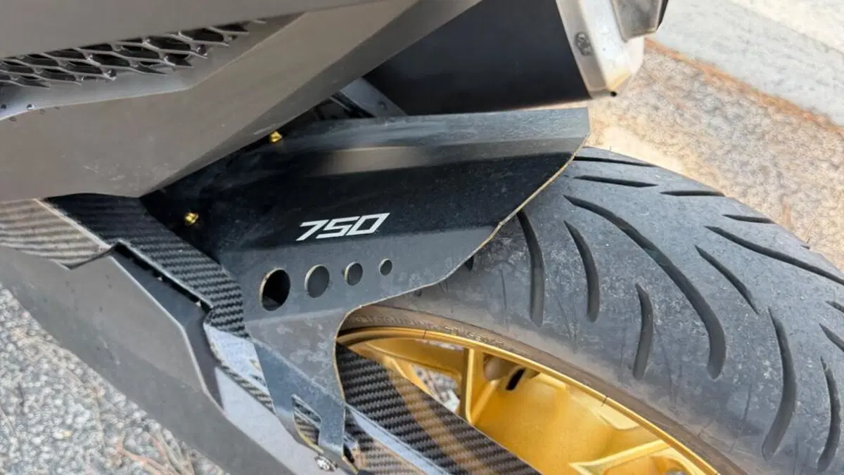 Honda Forza 750 DCT Special Edition (2024)  (4)