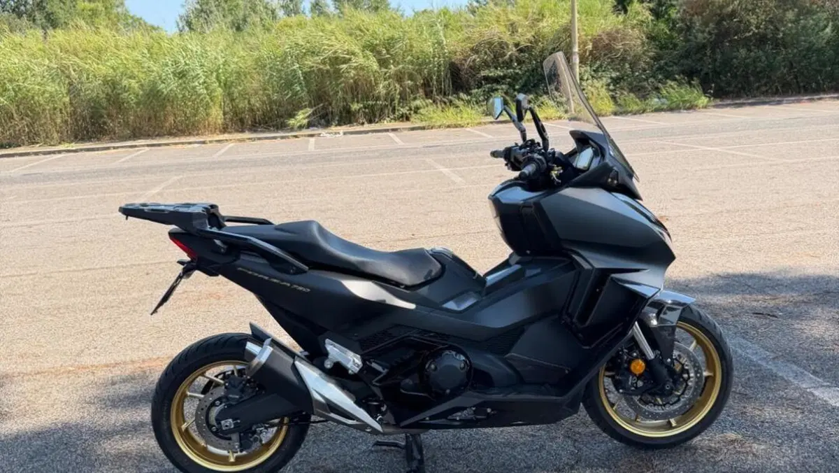 Honda Forza 750 DCT Special Edition (2024)  (2)