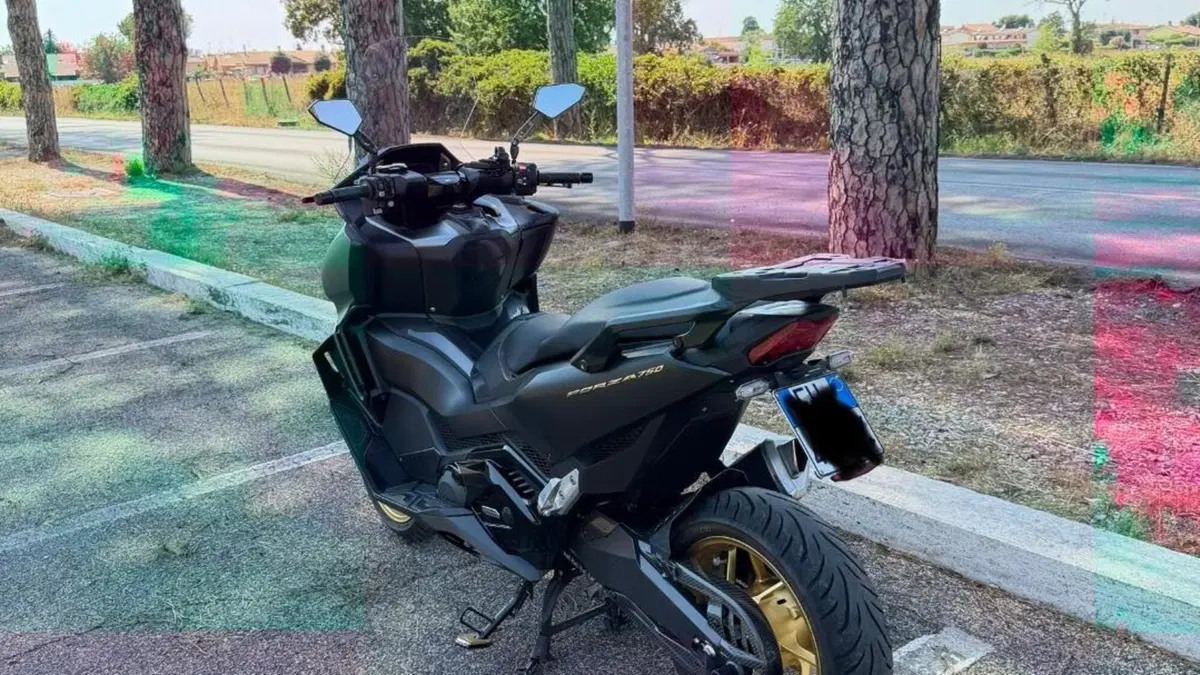 Honda Forza 750 DCT Special Edition (2024)  (3)