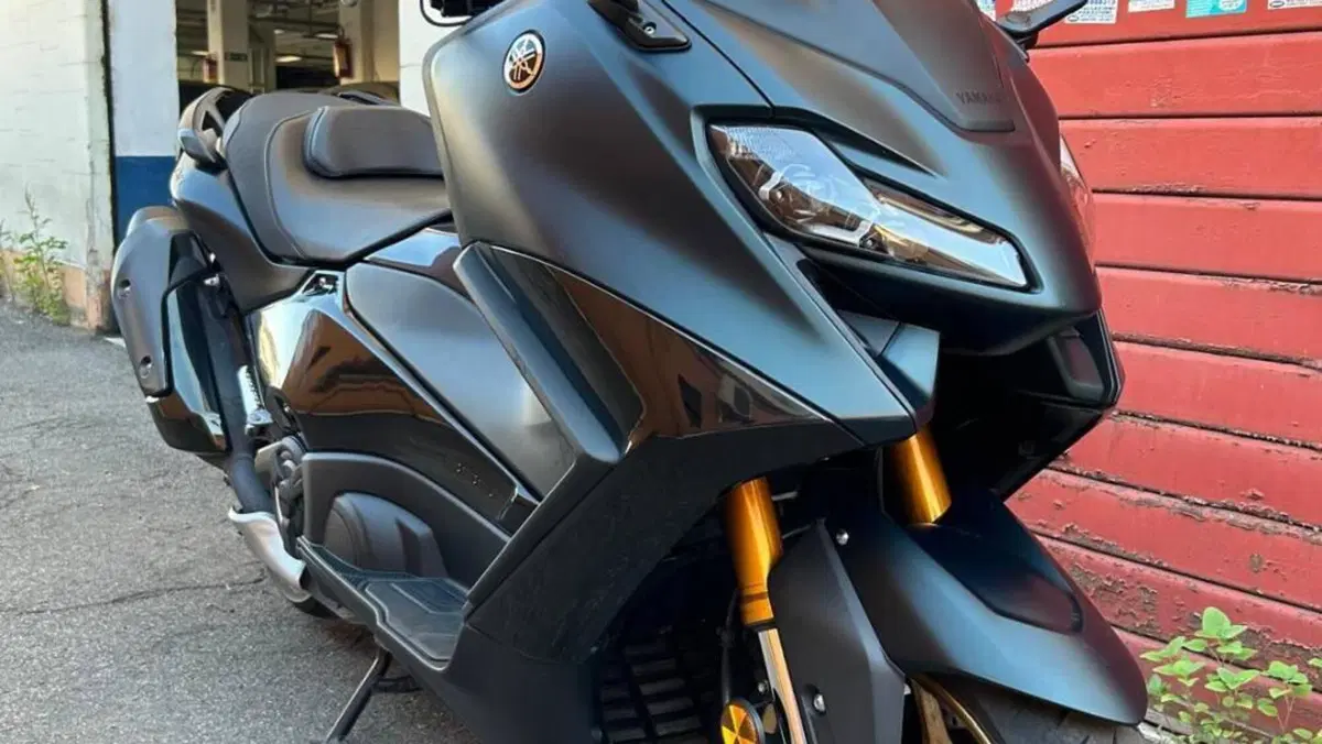 Yamaha T-Max 560 Tech Max (2022 - 24)  (3)