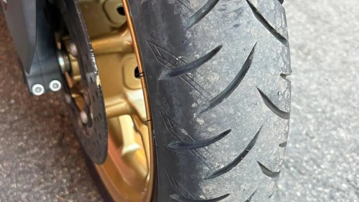 Yamaha T-Max 560 Tech Max (2022 - 24)  (10)