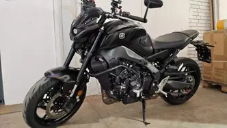 Yamaha MT-09 (2021 - 23) usata