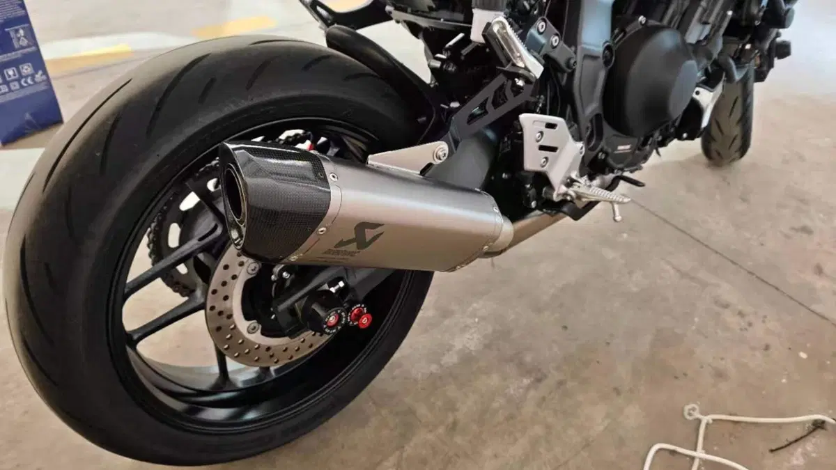 Yamaha MT-09 (2021 - 23)  (5)