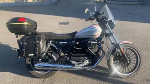 Moto Guzzi V9 Roamer (2016 - 18)  (20)