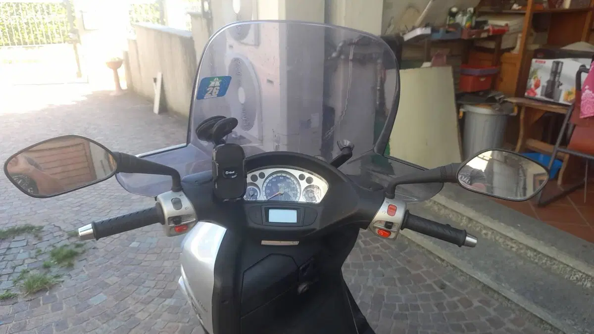 Yamaha XC 300 Versity  (3)