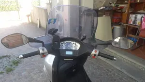 Yamaha XC 300 Versity  (3)