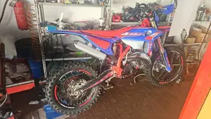 Betamotor RR 125 2T Enduro Race (2026)  (6)