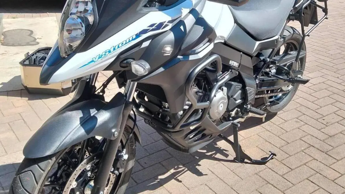 Suzuki V-Strom 650 (2021 - 25)  (4)