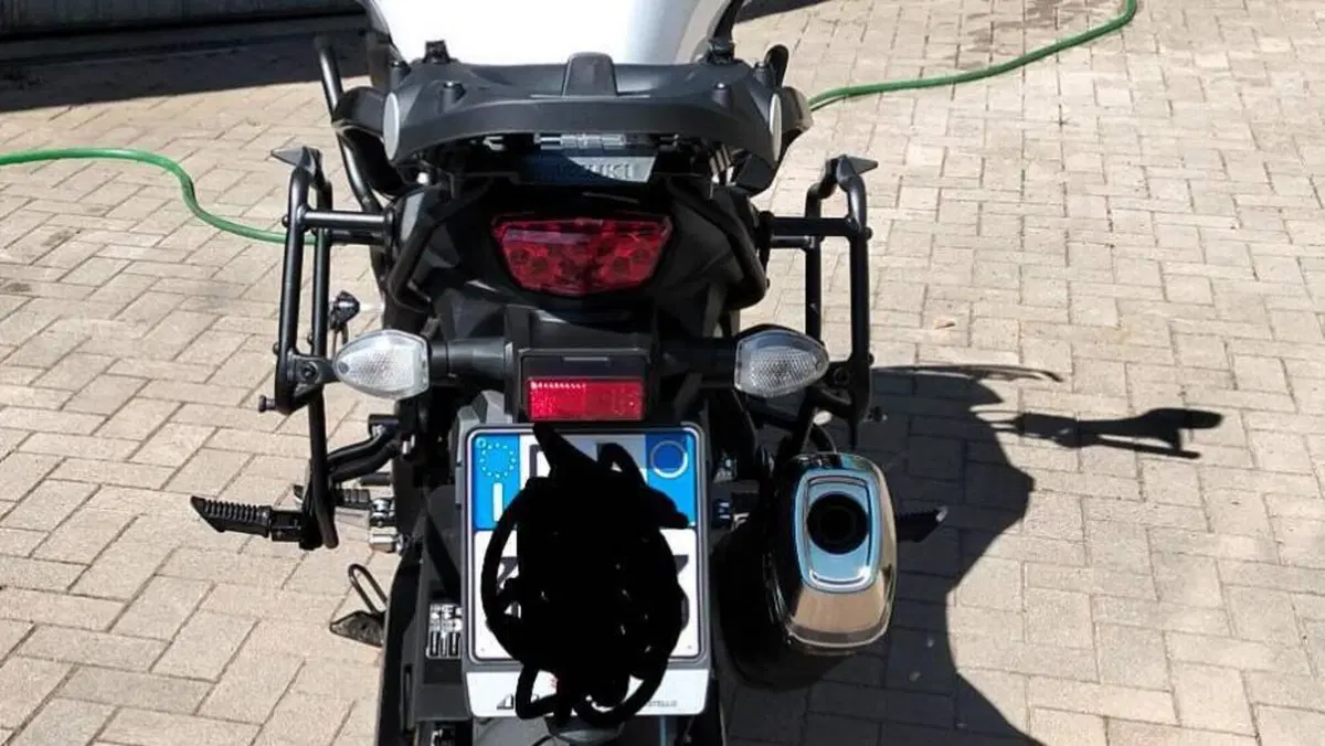 Suzuki V-Strom 650 (2021 - 25)  (6)
