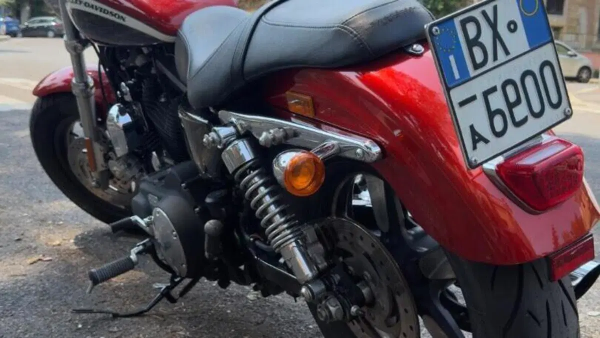 Harley-Davidson 1200 Custom CA (2013 - 17) - XL 1200CA  (11)