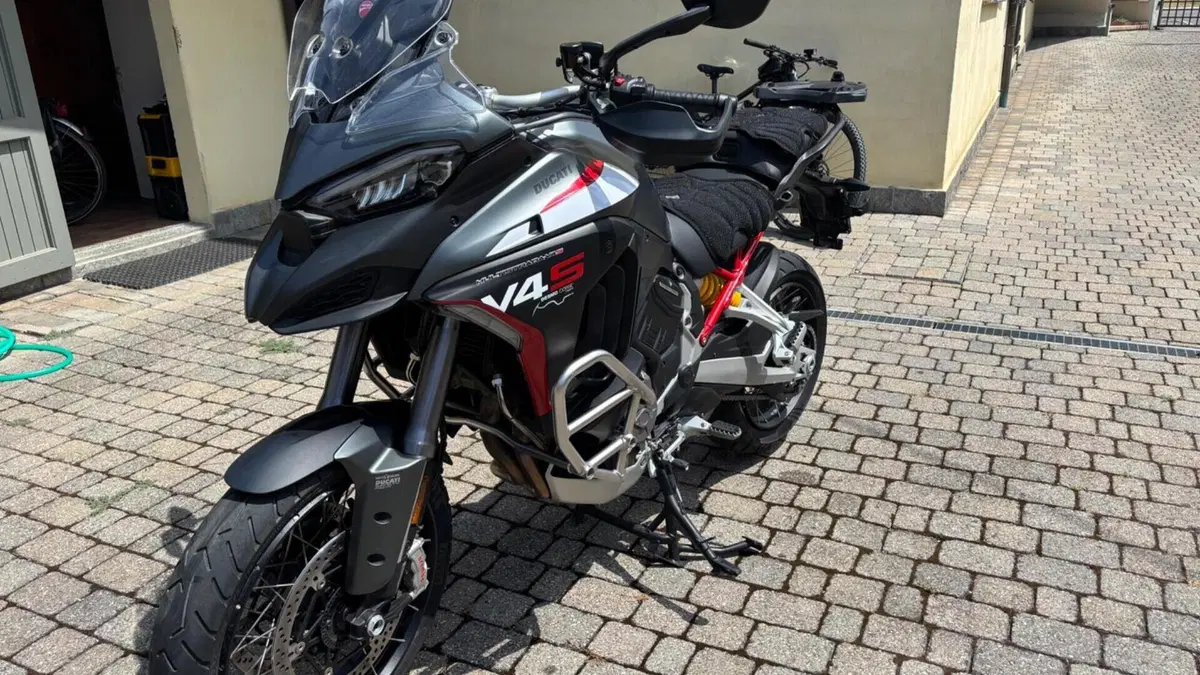 Ducati Multistrada V4 (2021 - 24)  (4)