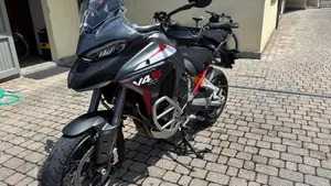 Ducati Multistrada V4 (2021 - 24)  (4)
