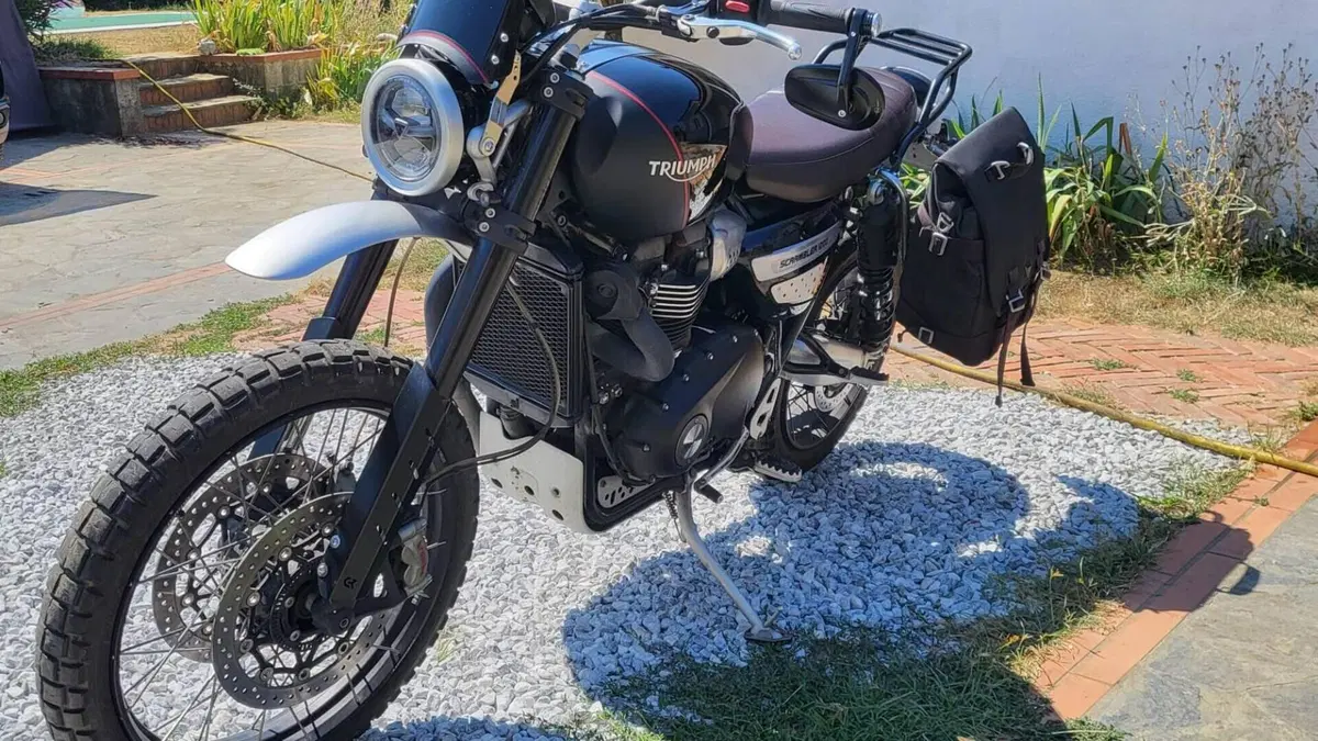Triumph Scrambler 1200 XC (2021 - 23)  (4)