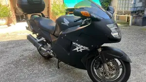 Honda CBR 1100 XX  (2001 - 06)  (2)