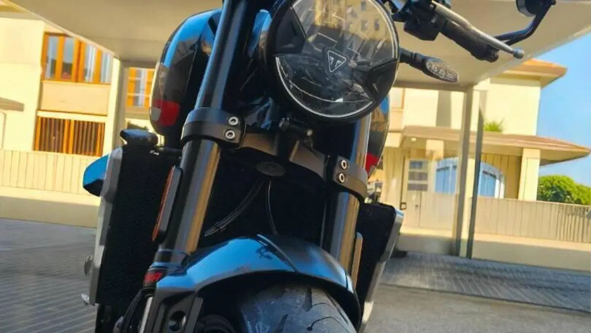 Triumph Trident 660 (2021 - 24)  (2)
