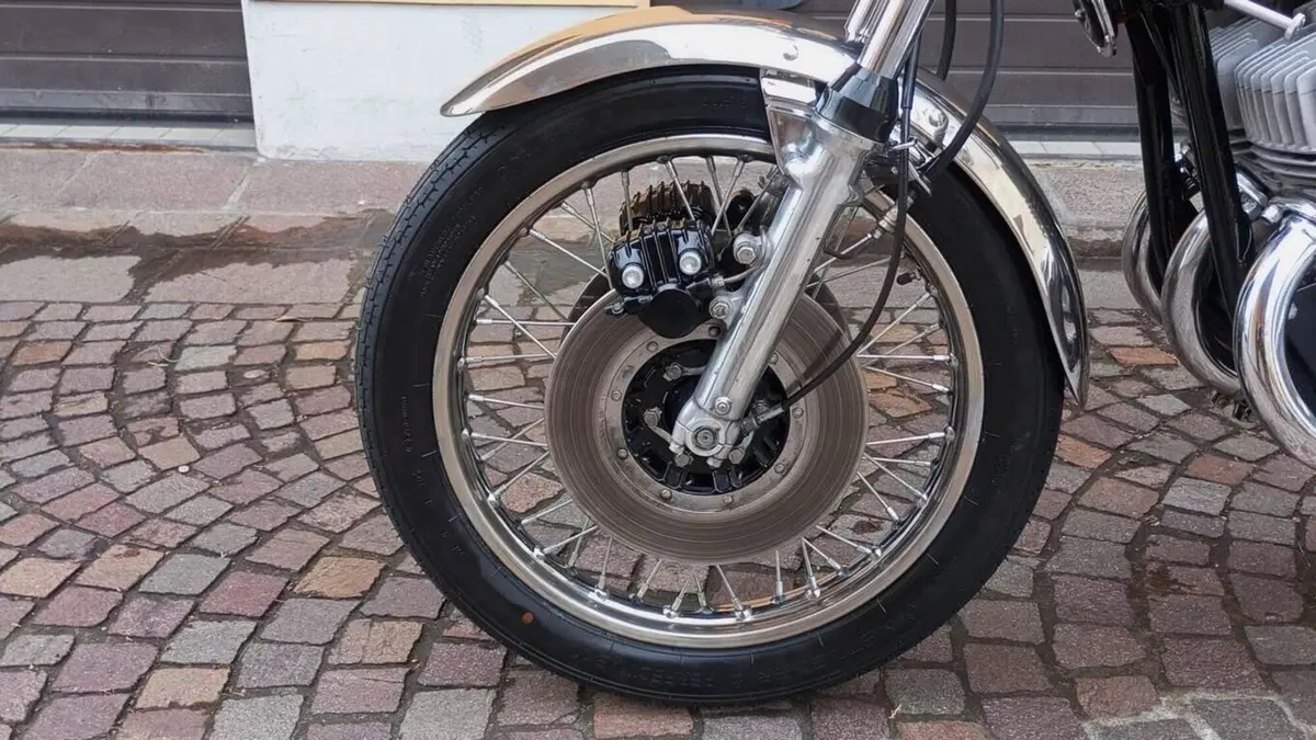 Kawasaki   (13)