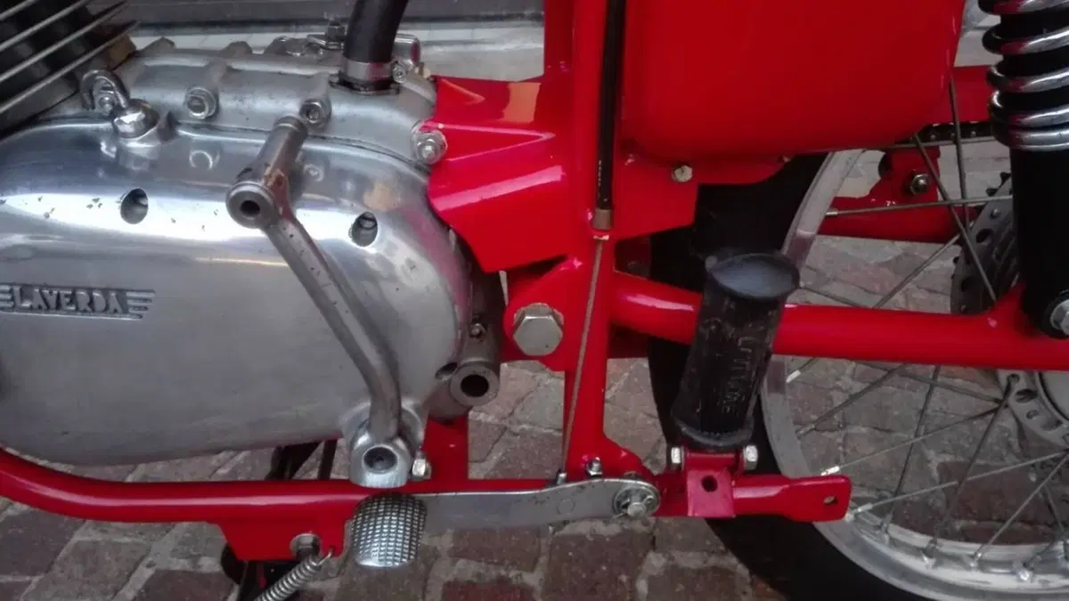 Laverda   (8)