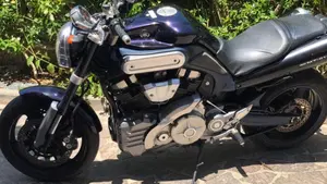Yamaha MT-01 (2005- 11)  (5)