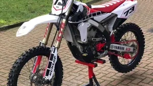 Yamaha YZ 450 F (2017)  (4)