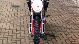 Yamaha YZ 450 F (2017)  (6)