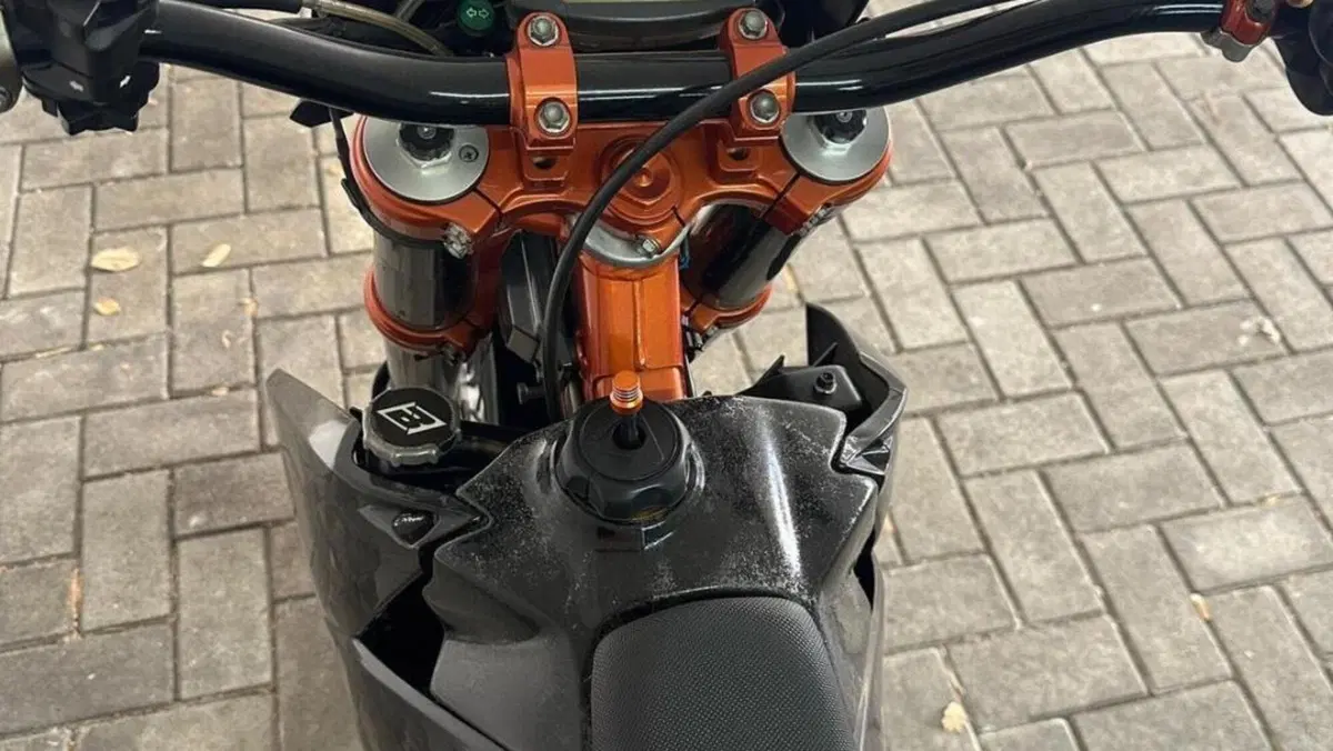 KTM 125 EXC (2008)  (2)