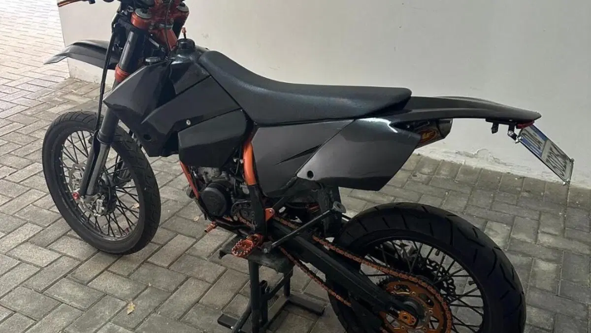 KTM 125 EXC (2008)  (7)