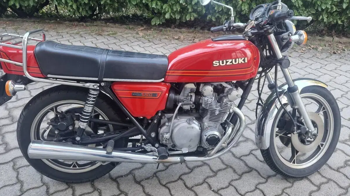 Suzuki   (2)