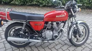 Suzuki   (2)