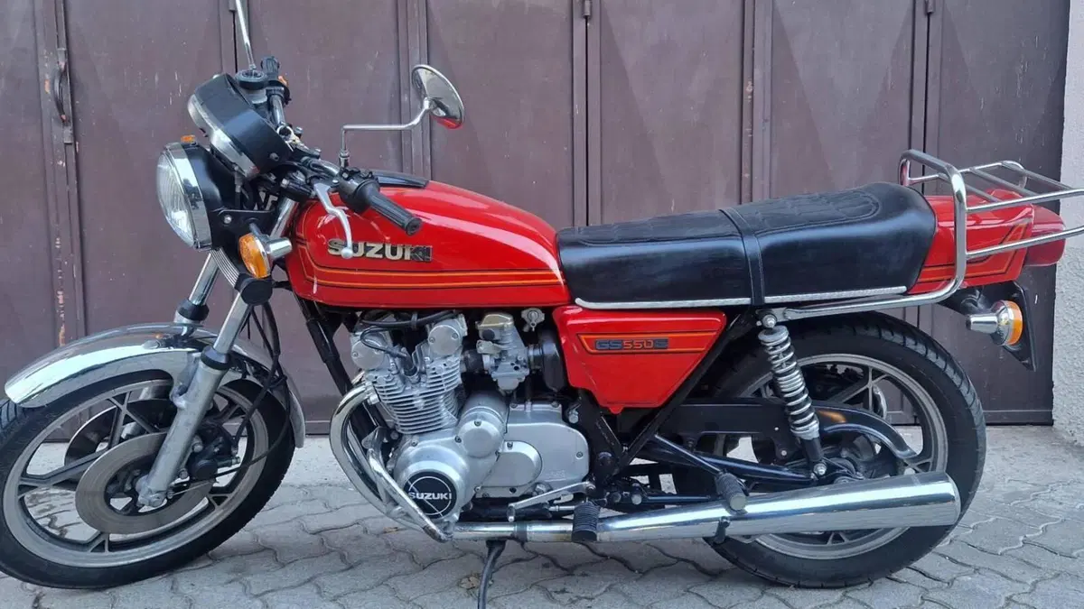 Suzuki   (6)
