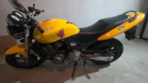 Honda   (4)