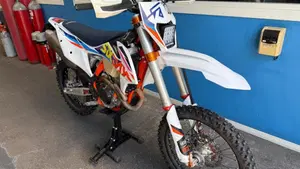KTM 350 EXC-F Six Days (2023) 