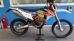 KTM 350 EXC-F Six Days (2023)  (4)